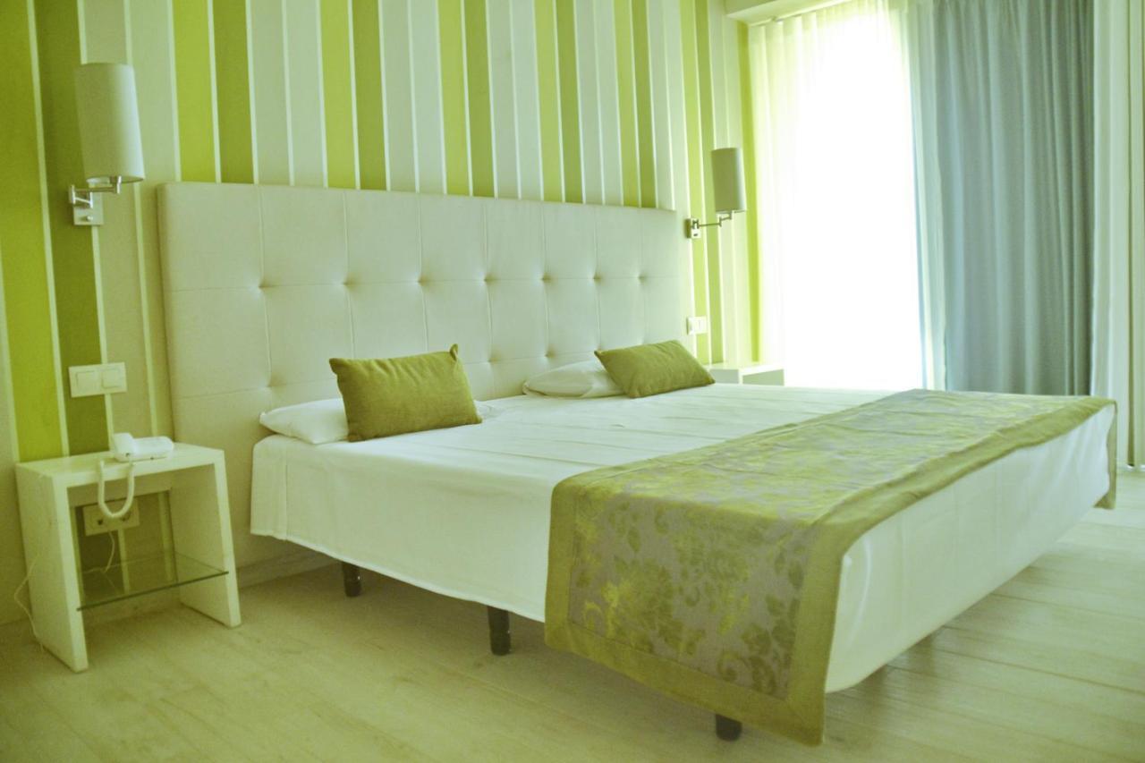 Ouril Hotel Julia Санта Мария Екстериор снимка