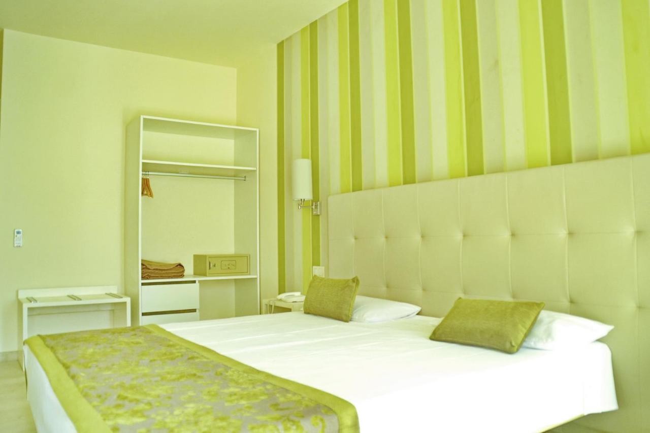 Ouril Hotel Julia Санта Мария Екстериор снимка
