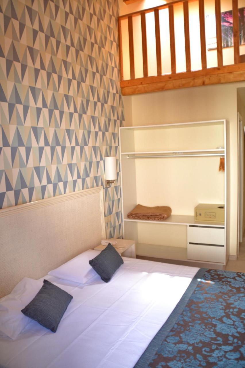 Ouril Hotel Julia Санта Мария Екстериор снимка