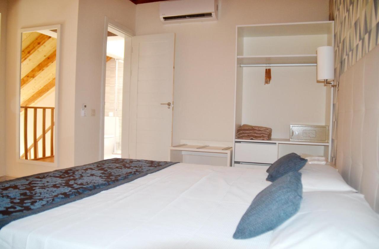 Ouril Hotel Julia Санта Мария Екстериор снимка