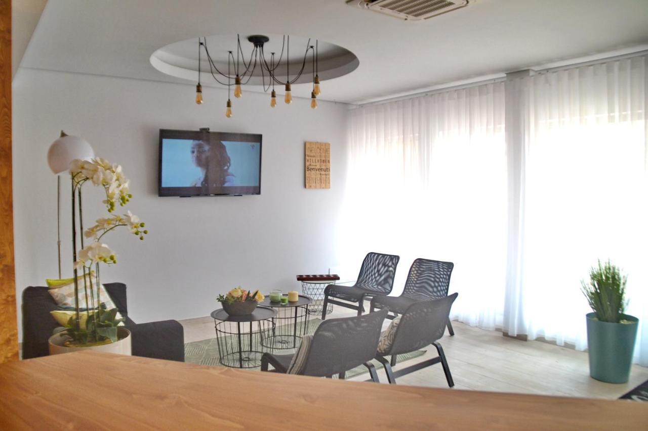 Ouril Hotel Julia Санта Мария Екстериор снимка