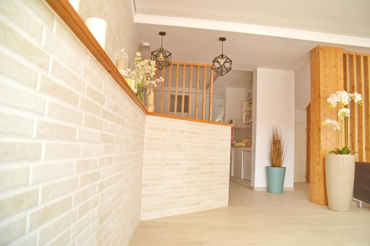 Ouril Hotel Julia Санта Мария Екстериор снимка